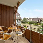 Piamola Turkusowa, Bezplatne Solarium