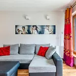 Piamola Turkusowa, Bezplatne Solarium * Kąty Rybackie