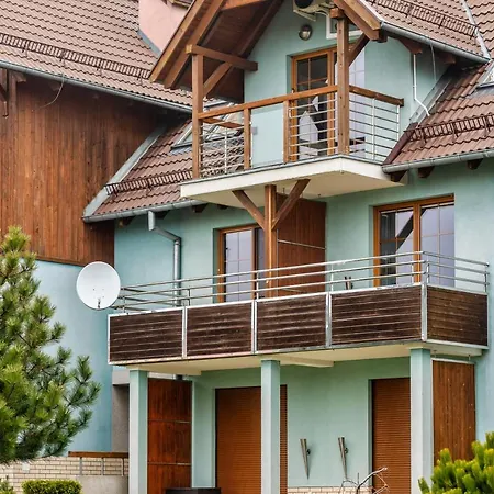 Piamola Turkusowa Apartment *